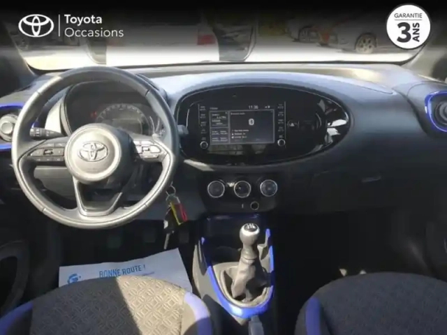Toyota Aygo X 1.0 vvt-i 72ch design my23 — photo 8