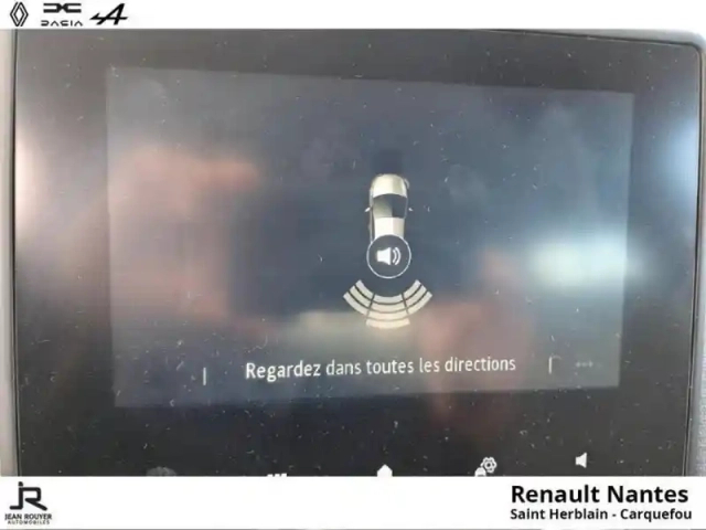 Renault Clio 1.0 tce 90ch evolution - auto ecole — photo 5