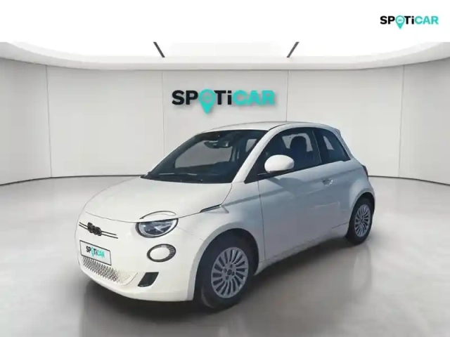 Fiat 500 e 95ch action