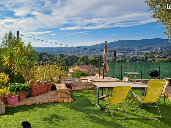 Maison contemporaine - Vue panoramique exceptionnelle sur Allauch, Marseille et les collines