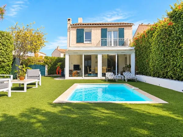 Villa 4 pièces 94 m²