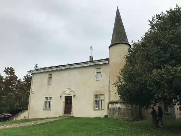 Maison 9 pièces 336 m²