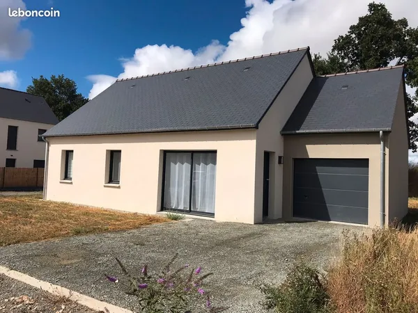 Maison Plain-Pied NEUVE 4 pièces 79 m² + garage 17 m² sur terrain 440 m² à CORSEUL 22130