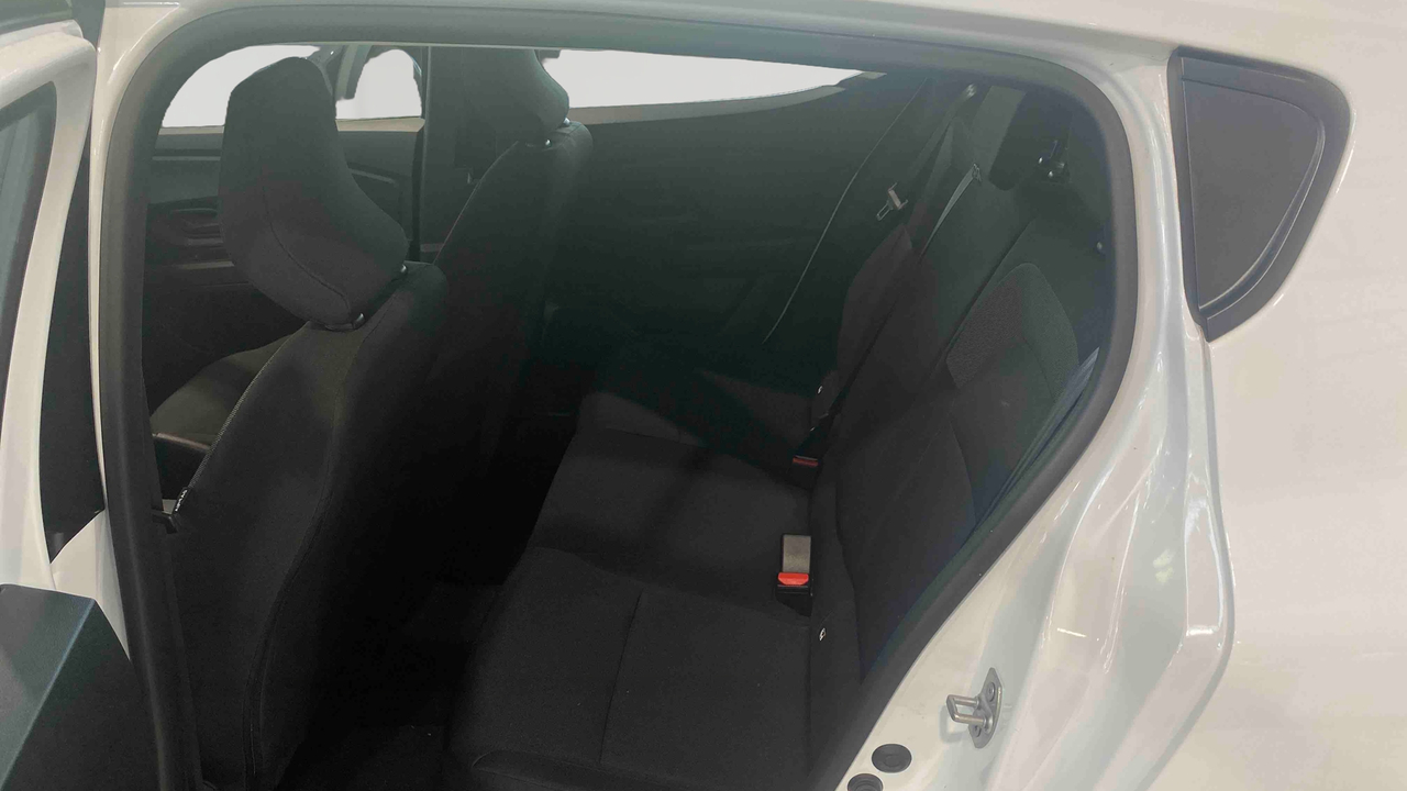 Dacia Sandero SCe 65 GSR2 — photo 12