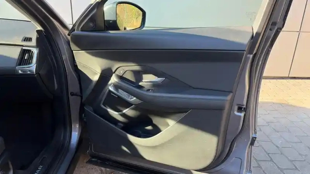 Jaguar E-Pace 2.0 p200 ch flexfuel mhev awd bva — photo 26