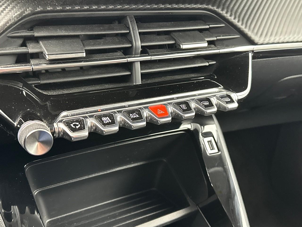 Peugeot 2008 puretech 100 s&s bvm6 style — photo 28
