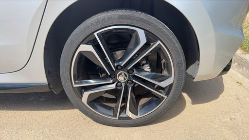 Skoda Fabia 1.5 TSI 150 DSG7 - Monte-Carlo – 2023 – 36207 km – Essence – Boîte Automatique — photo 5