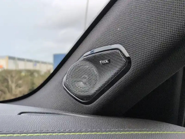 Peugeot 308 hybrid 145 e-dcs6 — photo 22