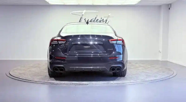 Maserati Ghibli v8 580 ch — photo 6