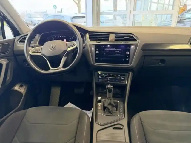 Volkswagen Tiguan 2.0 tdi 150ch elegance dsg7 — photo 14