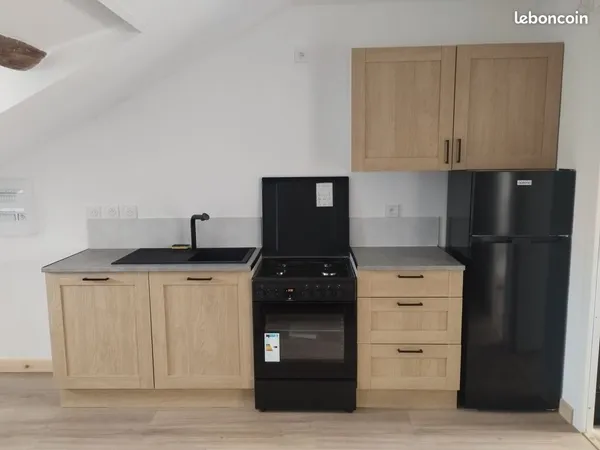A louer sur Aigurande 36140 appartement F1 rez-de-chaussée 40 m2
