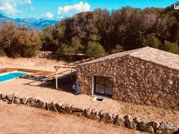 Maison 5 pièces 147 m²