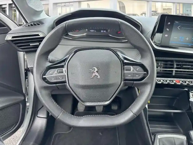 Peugeot 208 puretech 75 s&amp;s bvm5 active — photo 12