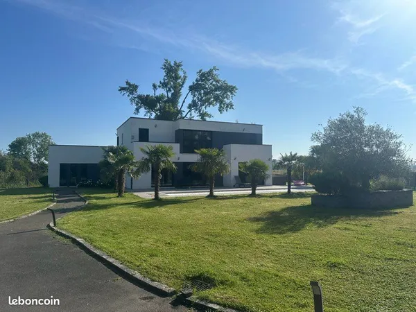 Location Villa 230m2