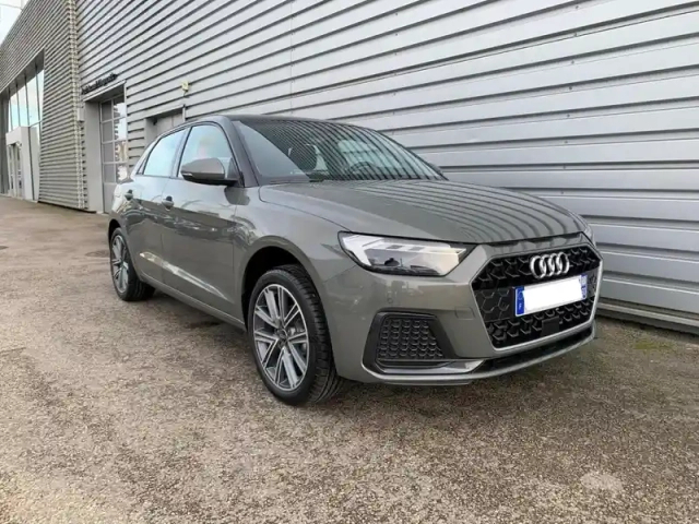Audi A1 sportback 25 tfsi 95ch design s tronic 7 — photo 21
