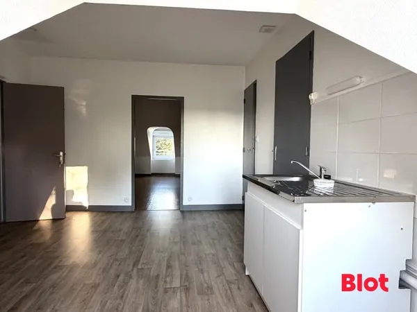 BLOT Immobilier - A LOUER - Appartement T2
