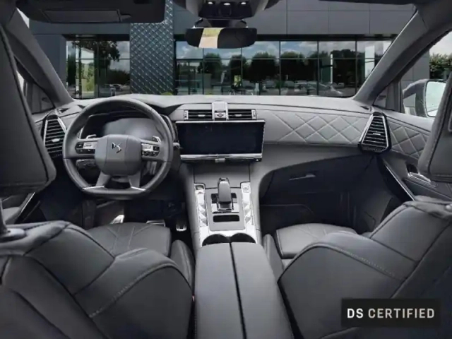 Ds Ds 7 1.6 plug-in hybrid 225ch pallas — photo 8