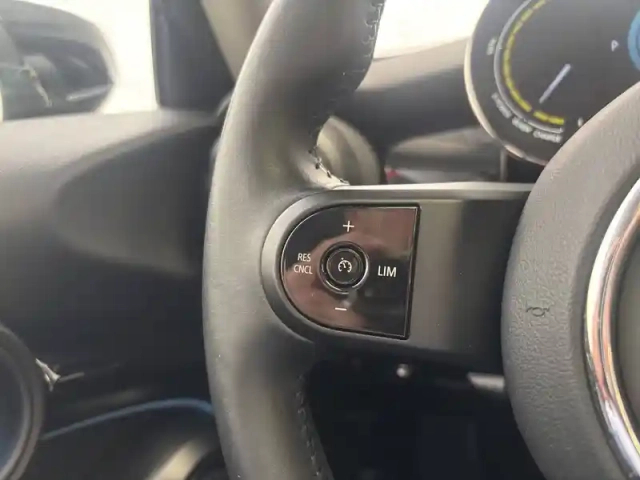 Mini Mini hatch 3 portes cooper se 184 ch — photo 36