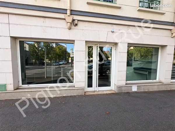 Local commercial 34 m² MAISONS ALFORT