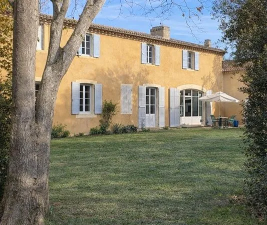Propriété 20 pièces 700 m²