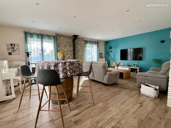 Grande maison familiale rénovée de 175 m2 à Fontenay le marmion