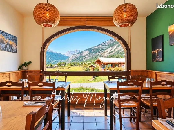Fonds de commerce pizzeria, bar 123 m²