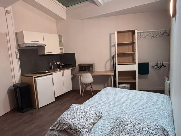 Studio meublé Tours les Halles Disponible de suite