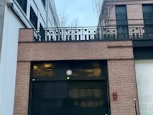 Parking 14 m²