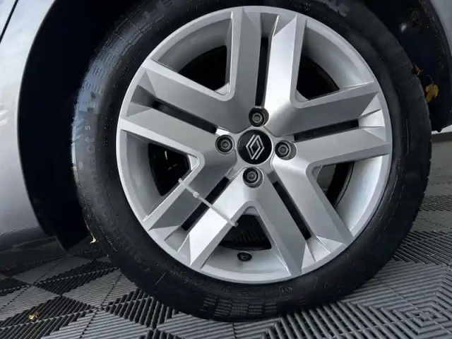 Renault Clio tce 90 ch gsr2 — photo 5