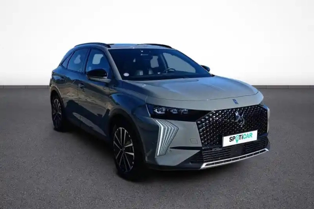 Ds Ds 7 hybride rechargeable e-tense 300 eat8 4x4 — photo 8