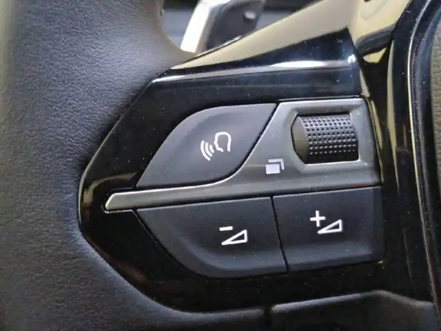 Peugeot 2008 puretech 130 s&amp;s eat8 — photo 89