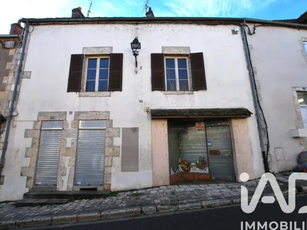 Immeuble 240 m²
