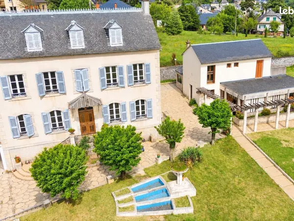 Maison 6 pièces 200 m²