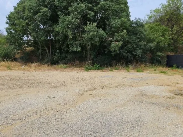 Terrain 427 m²