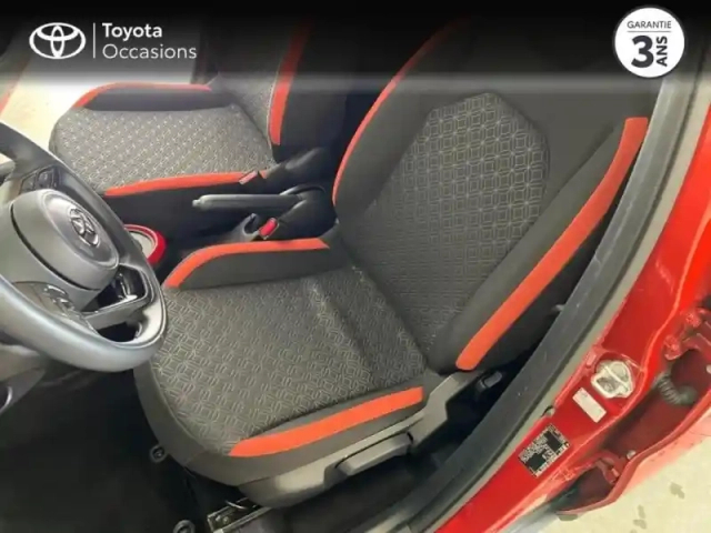 Toyota Aygo X 1.0 vvt-i 72ch design s-cvt my24 — photo 11