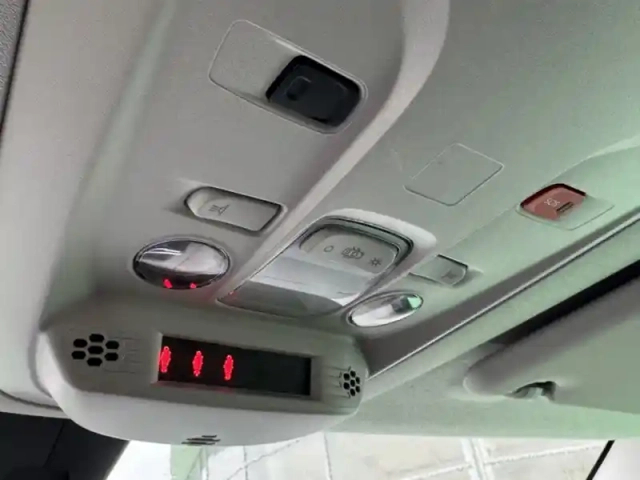 Toyota Proace 1.2 long 110 vvt-i dynamic — photo 20