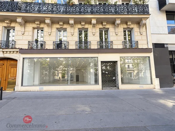 Boutique 2 pièces 90 m²