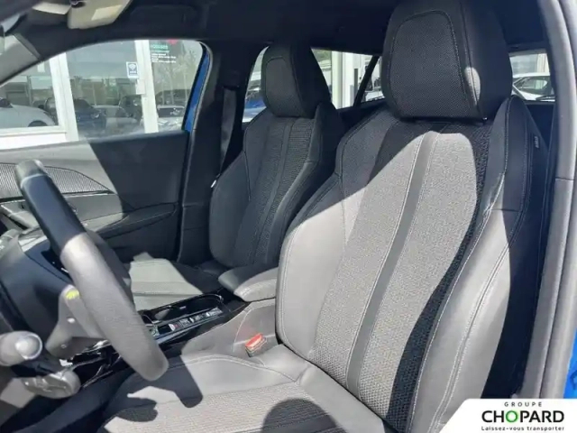 Peugeot 2008 electrique 136 ch — photo 9