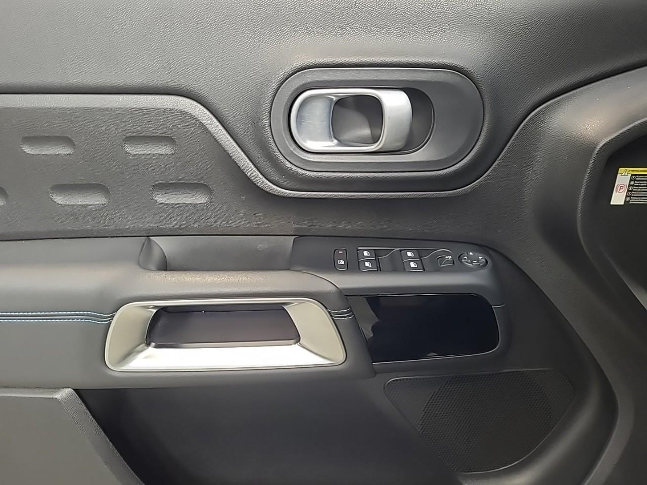 Citroën C5 Aircross hybride rechargeable 180 e-eat8 shine — photo 30