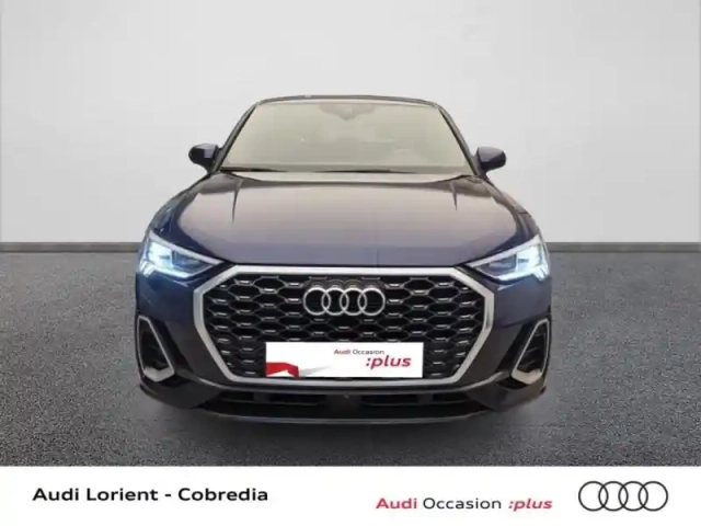 Audi Q3 sportback 35 tfsi 150ch s line s tronic 7 — photo 2