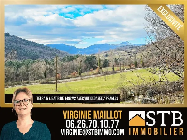 Terrain constructible plein sud avec vue à Pranles