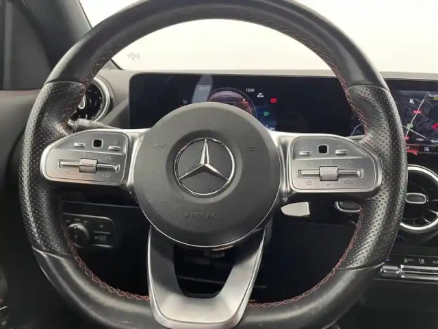 Mercedes Gla 250 e 8g-dct — photo 23