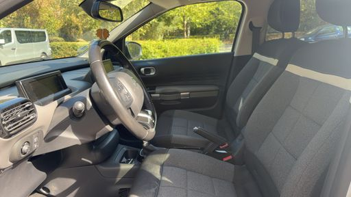 Citroen C4 Cactus 1.2 PureTech 130 EAT6 - Shine – 2019 – 84303 km – Essence – Boîte Automatique — photo 14