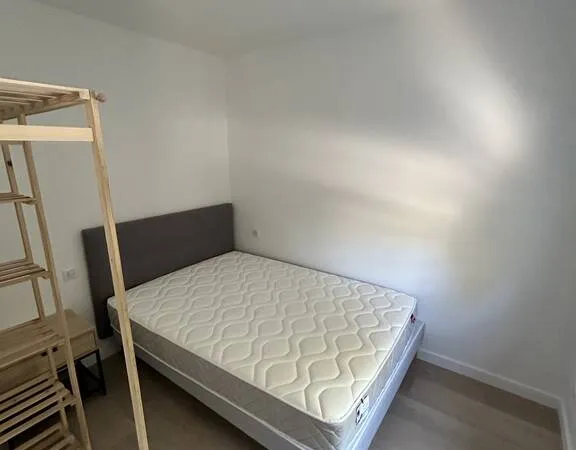 Studio 1 pièce 26 m²