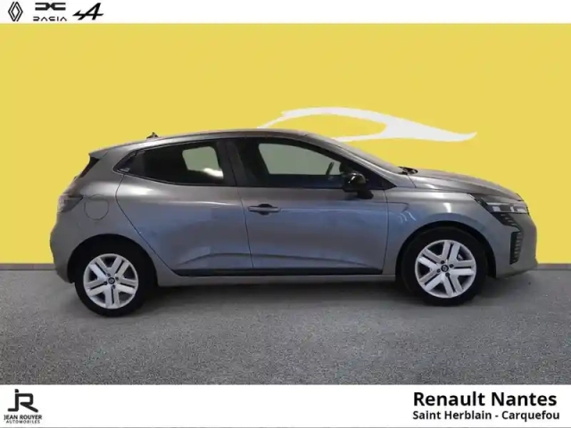 Renault Clio 1.5 dci 100ch evolution — photo 19