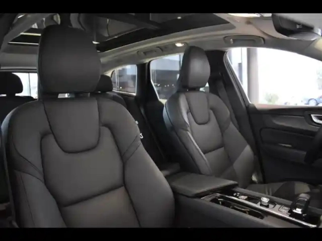 Volvo Xc60 t6 awd 253 + 145ch plus style dark geartronic — photo 6