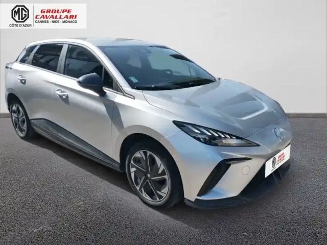 Mg Mg4 electric 51kwh - 125 kw 2wd — photo 30