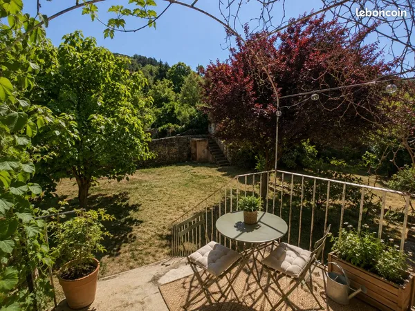 Propriété 6 pièces 150 m²