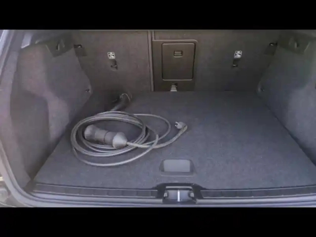 Volvo Xc40 t5 recharge 180 + 82ch ultimate dct 7 — photo 7