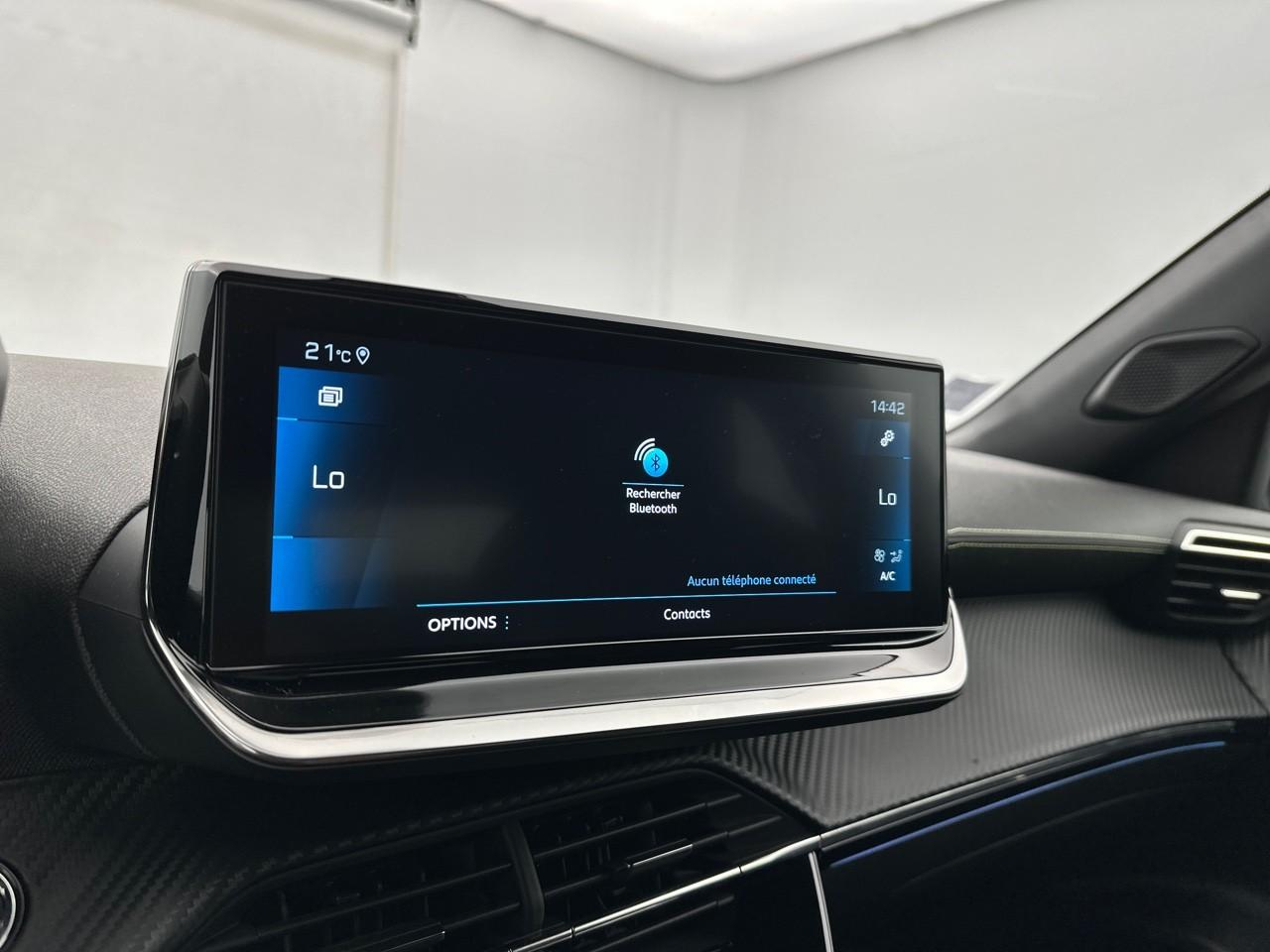 Peugeot 2008 puretech 130 s&s bvm6 gt — photo 24